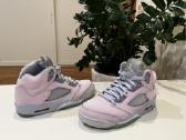 Jordan 5 Retroeaster