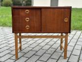 Scandinavu Mid-century spintele