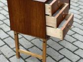 Scandinavu Mid-century spintele - nuotraukos Nr. 3