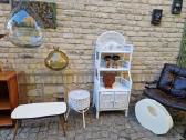 Vintažinė mid century ratango etažerė.