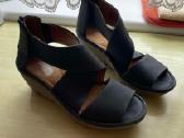 Clarks odines basutes