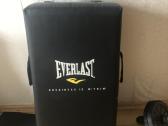 Everlast smugiavimo skydas