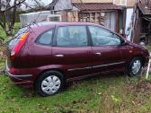 Nissan almera tino