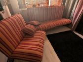 Sofa su foteliu
