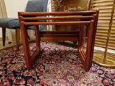 Vintažinių mid century tikmedžio staliukų trio - nuotraukos Nr. 24