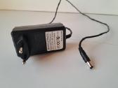 Adapteris, pakrovėjas įkroviklis 12v
