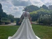 Parduodu vestuvine suknele Bridesbydiva