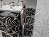 Bitmain Antminer T19 (84th) Bitcoin miner - nuotraukos Nr. 2