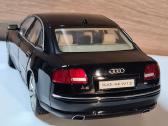 Audi A 8 1:18 - nuotraukos Nr. 5