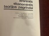 Parduodamos knygos apie ekonomika - nuotraukos Nr. 4