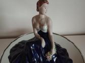 Vintažinė porcelianinė statulėlė Royal Dux Bohemia