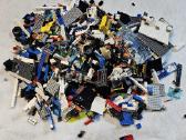 Lego kaladeles