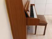Puikios būklės pianinas Petrof su kėde - nuotraukos Nr. 3