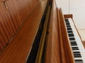 Puikios būklės pianinas Petrof su kėde - nuotraukos Nr. 4