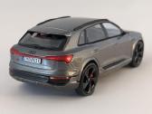 1/43 modeliukai Audi Q8 Mk1 2022 e-tron - nuotraukos Nr. 4