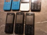 Naudoti veikiantys telefonai.