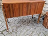 Vintažinis mid century riešutmedžio staliukas - nuotraukos Nr. 6