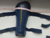 Futbole, ant kojų dedamos "umbro" apsaugos - nuotraukos Nr. 2