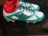 Futbolo bateliai Umbro.