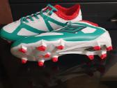Futbolo bateliai Umbro. - nuotraukos Nr. 4