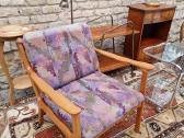 Vintažinis mid century vyšnios masyvo fotelis
