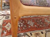 Vintažinis mid century vyšnios masyvo fotelis - nuotraukos Nr. 16