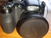 Fuji Film Finepix S2500 HD skaitmeninį fotoaparatą