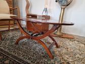 Vintažinis mid century raudonmedžio staliukas - nuotraukos Nr. 3