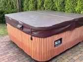 Masažinė vonia Jacuzzi (Usa)