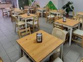 Dviejų lentynų vitrina su šaldytuvu, kėdės - nuotraukos Nr. 6