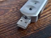Uzraktas Usb lizdams - nuotraukos Nr. 3
