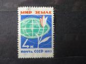 1963 „Pasaulis be ginklų ir karų“