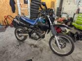 Suzuki dr 650 r dalimis - nuotraukos Nr. 2