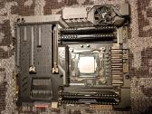 Parduodamas komplektas Sabertooth X99