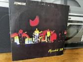 Hiperbolė 83, vinilas