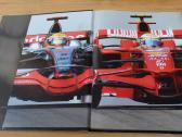 Formula 1 Yearbook 2008-2009 - nuotraukos Nr. 2