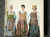 Lietuvių liaudies moterų drabužiai