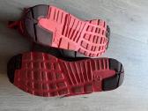 Nike raudoni batai - nuotraukos Nr. 4
