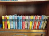 Knygos, naminė biblioteka žymiu autorių ir kūrinių - nuotraukos Nr. 18