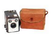 "Kodak Brownie 1", Аnglija kaina 13 eurų