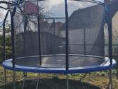 Mažai naudotas, apsauginis tinklas nesuplyšęs.