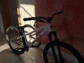 Naujai surinktas custom build dirt jump, MTB BMX