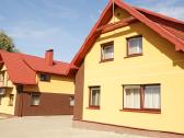 Suraučių svečių namai Aukštadvaryje.