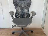 Herman Miller Mirra Ligtgrey Black