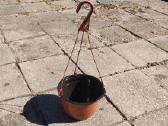 Plastikinis vazonas .Aukštis iki kabliuko 45cm