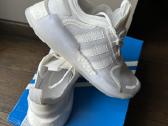 Nauji Adidas Kedai - nuotraukos Nr. 2