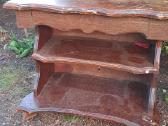 Parduodu staliuką iš medžio