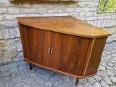 Vintažinė mid century riešuto kampinė spintelė - nuotraukos Nr. 5