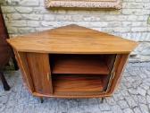 Vintažinė mid century riešuto kampinė spintelė - nuotraukos Nr. 11