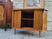 Vintažinė mid century riešuto kampinė spintelė - nuotraukos Nr. 24